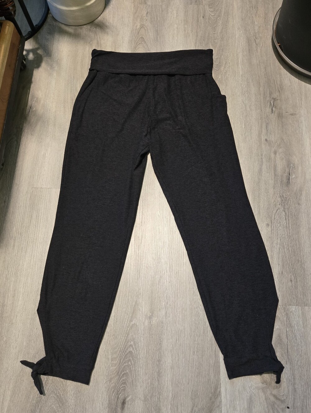 Beyond Yoga Keep It Lightweight And Easy Foldover Midi Sweatpant Joggers